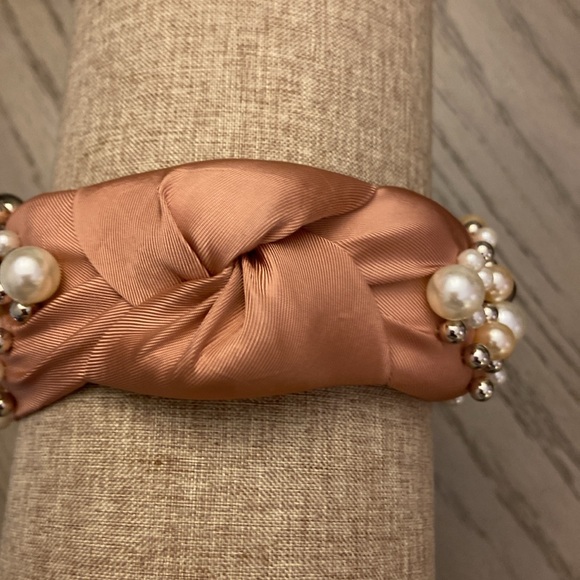 ⭐️ Knot Bow Wide Edge Faux Pearl Embellishment Headband in Mauve - Picture 9 of 9